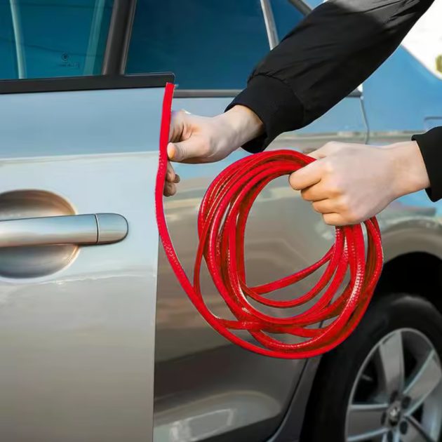 واقي الأبواب البلاستيكي